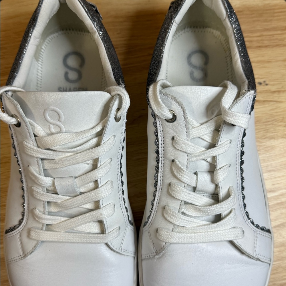 Shapen women’s Feelin Chic Leather Sneaker - Picture 6 of 9
